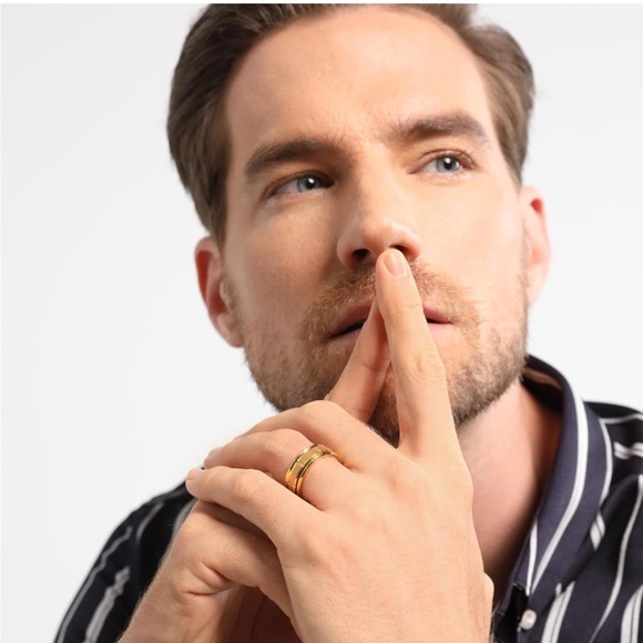 TRUMIUM‎ 8mm Mens Tungsten Wedding Band Silver/Gold/Black Brick Pattern - Picture 8 of 10